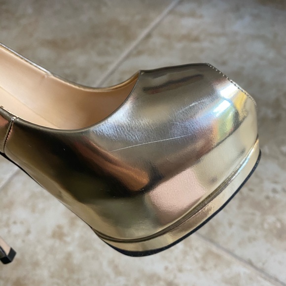 Giuseppe Zanotti metallic peep toe heel - Picture 9 of 11